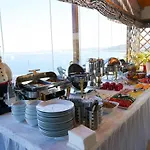 Aliko Hotel 4*