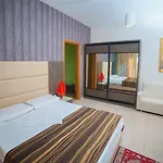 Hotel Aliko Radhimë