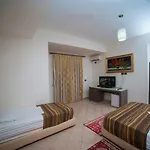 Aliko 4* Radhimë