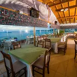 Aliko Hotel 4*