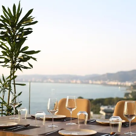 Hotell Aliko Radhimë