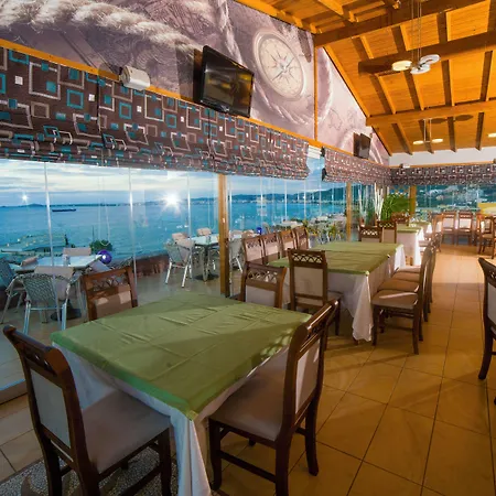 Aliko Hotel 4*