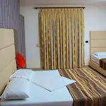 Aliko Hotell 4*