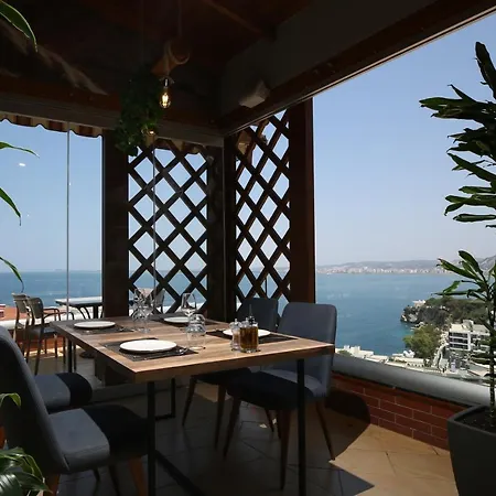 Aliko Hotel